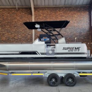 2026 SUPREME 6250 with Mercury 300hp V8